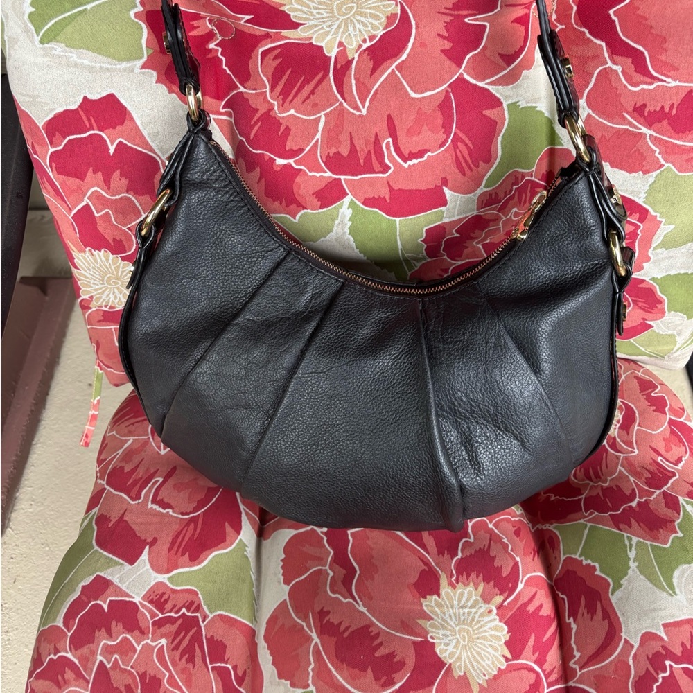 Simply Vera Vera Wang Black Shoulder Bag